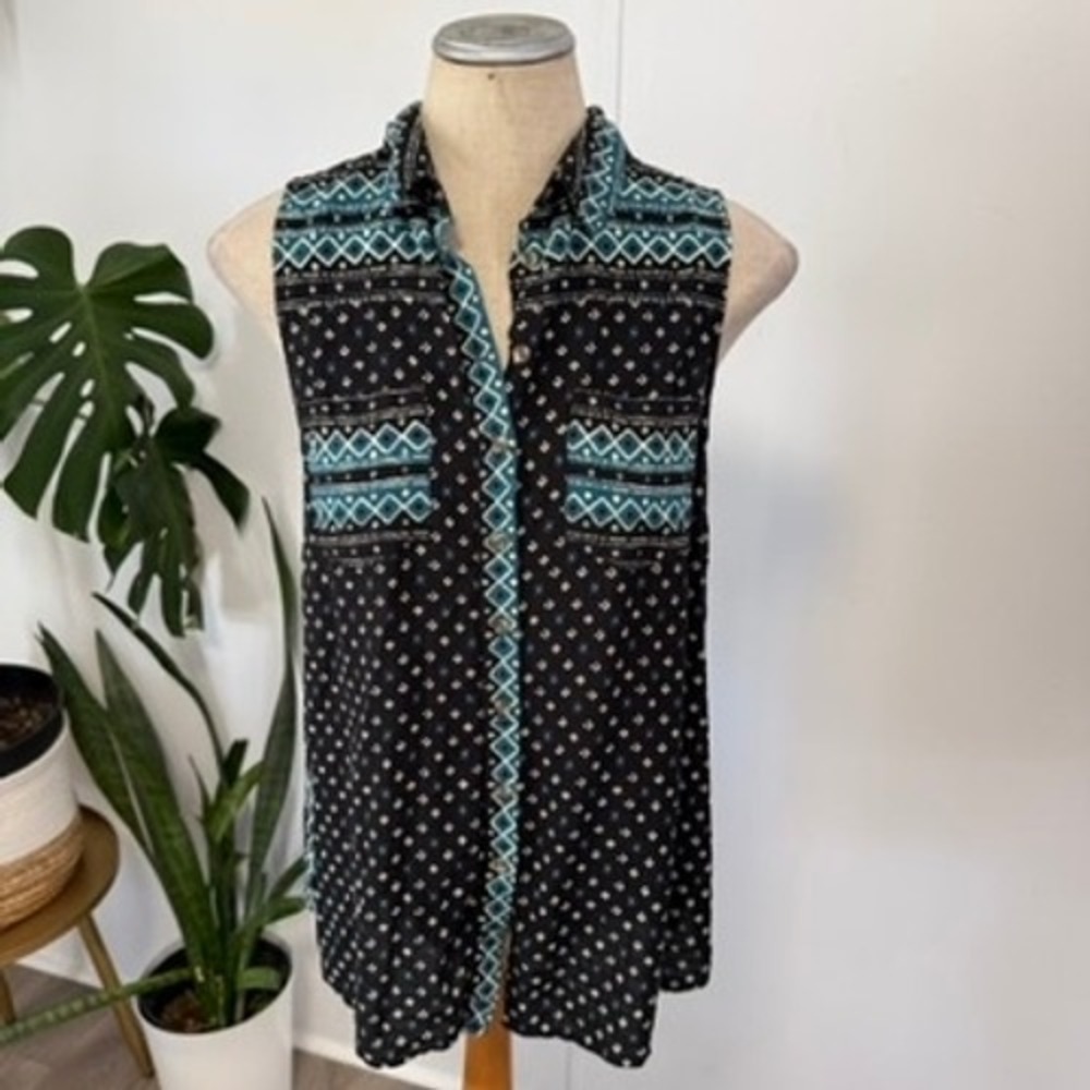 Akemi + Kin Anthropologie Sleeveless Blouse Womens M Black Teal Geometric Boho